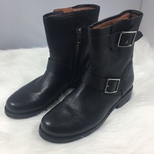 🔥SOLD🔥Frye 'Vicky Engineer' Short Leather boot